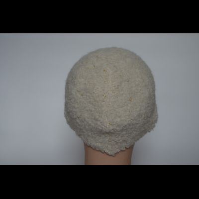 Пушистая женская кепка жокейка Vizio Италия 7006 VOK белая