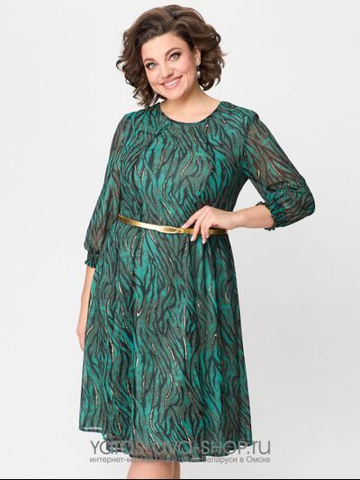 Зеленое шифоновое платье с поясом в золотом цвете