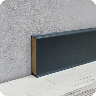 Напольный плинтус с мягким краем Dollken cubu flex life, высота 80 мм. толщина 11 мм. цвет антрацит