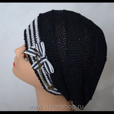 черный берет с бантиком и якорем