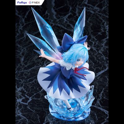 Фигурка 1/7 Чирно (Cirno by Uuzan)