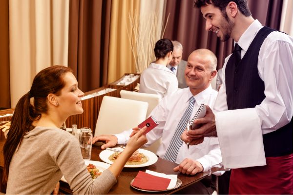 Сервис, скидки, кэшбэк и дополнительные привилегии CITYLIFE