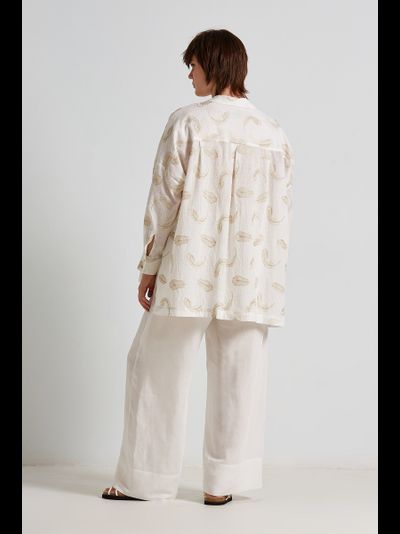 Блуза легкая с золотой вышивкой