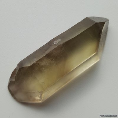 Цитрин.  двухголовый кристалл.  52*18*14 мм