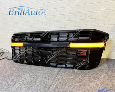 Решетка Toyota Land Cruiser 300 LED антихром