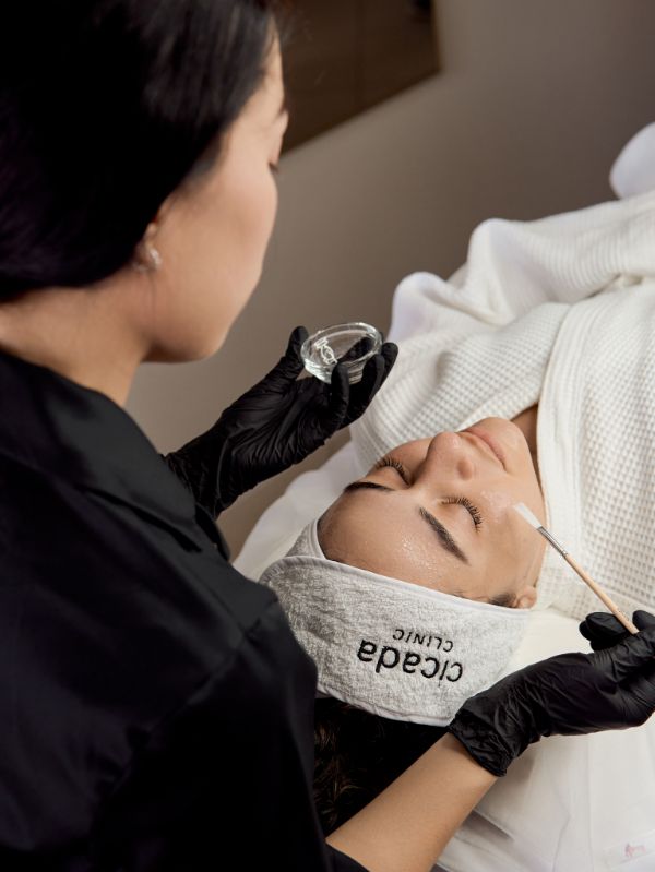 Cicada Clinic - Пилинг-системы на космецевтике M.A.D