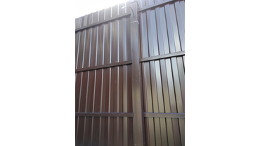 Установка камер видеонаблюдения с разрешением 4 мп 4К. Прокладка в трубах ПНД под газоном.