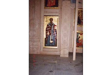 64. Фрагменты икон вокруг  царских врат главного иконостаса
