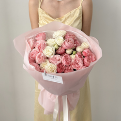 Розовый куст