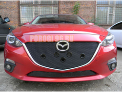 Защита радиатора Mazda 3 2013-2016 black низ PREMIUM
