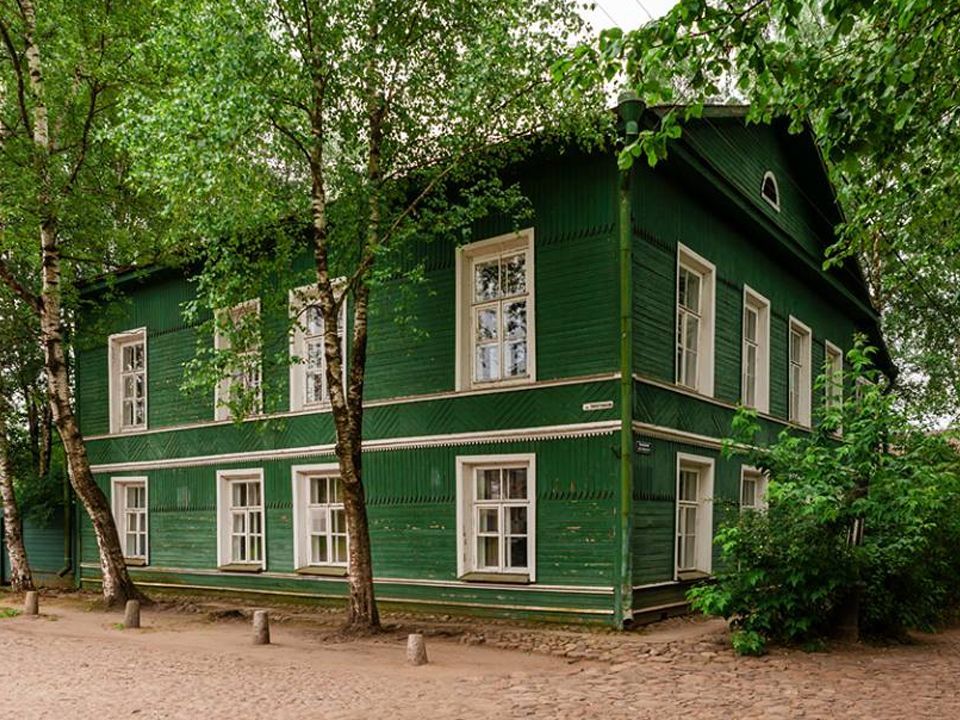 достоевского дом 30. музеи ф. дом достоевского в семипалатинске. дом музей достоевского новгородская область. дом достоевского.