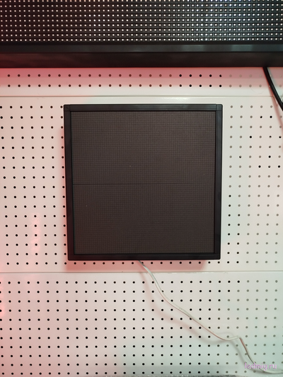 Светодиодное табло с отображением температуры воды, воздуха и влажность 35*35см