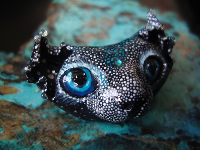 "Подлунный барсокосм", брошь с космическим котом