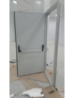 дверь    противопожарная ДПМ-01/60 с системой антипаника 2100*900 - 1,4 мм