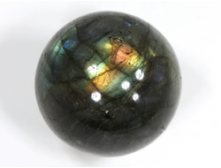 Шар Лабрадорит, Мадагаскар (40 мм, 85 г) №35338