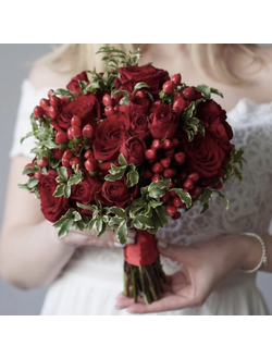 Букет невесты из красных роз