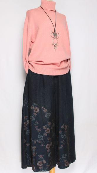 ЮБКА-БРЮКИ  джинсовая "Цветы розовые " синяя р.50-58