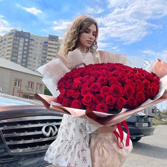 101 красная Роза из Эквадора
