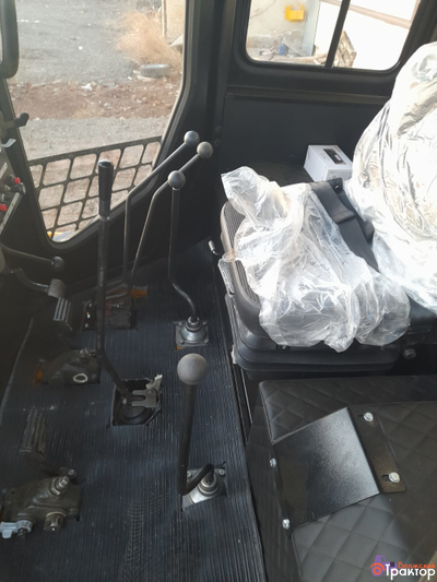 Бульдозер Б10МЧБ болотоход 180 л.с