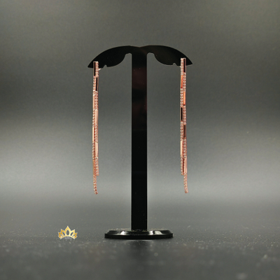 Длинные серьги из металлических полос с кристаллами в золотом оттенке 9см