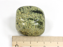 Змеевик, галтовка, Россия (21*20*16 мм, 15 г) №35263