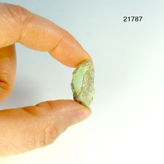 Бирюза натуральная (необработанная) Казахстан арт.21787: 2,9г - 22*13*10мм