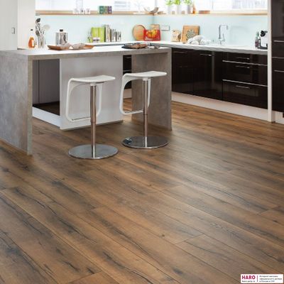 Ламинат Haro Tritty 100 Gran Via Дуб Италика Дымчатый 530333 32 класс толщина 8 мм с фаской 2.68 м2