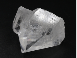 Кварц горный хрусталь, сросток кристаллов, Бразилия (43*36*33 мм, 46 г) №36241