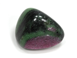 Корунд красный в цоизите, галтовка (светится в УФ), Танзания (27*22*21 мм, 23 г) №35187