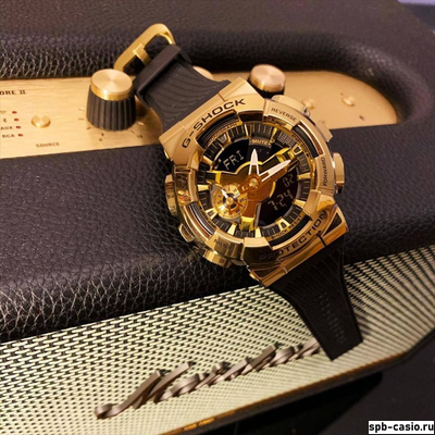 Часы Casio G-Shock GM-110G-1A9ER