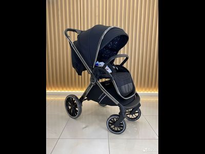 Детская коляска 3 в 1 Luxmom 888X Черный