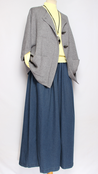 Жилет кимоно на пуговицах "ЧЕРЕПАХА" серый, черный до р.56