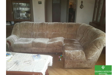 Старая обивка угловой диван