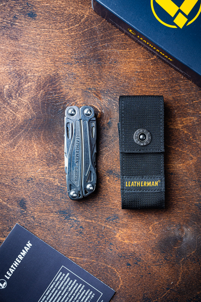 Leatherman Sidekick с чехлом