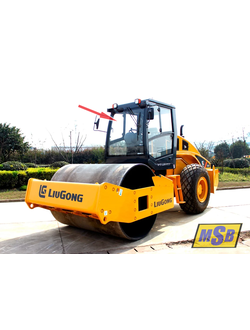 Стекло лобовое на LiuGong 6114