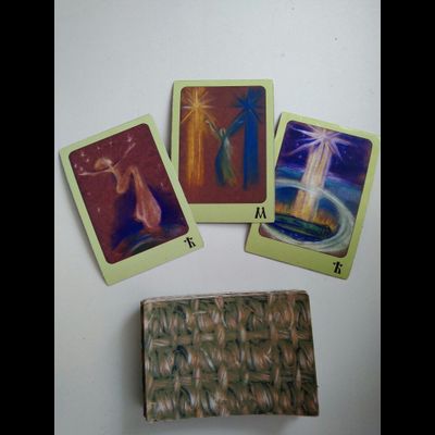 Ольга Ларченко. МАНТИЧЕСКАЯ КОЛОДА КАРТ "БУКВИЦА" с книжкой-описанием