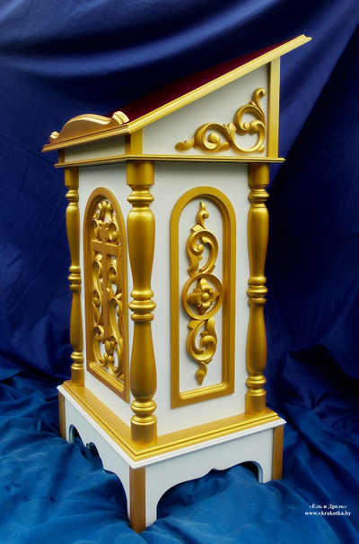 Аналой с красным бархатом