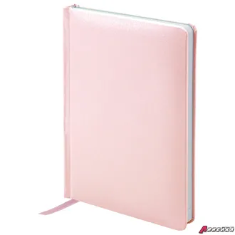 Ежедневник недатированный А5 (138×213 мм) BRAUBERG «Profile», балакрон, 136 л., светло-розовый. 111661
