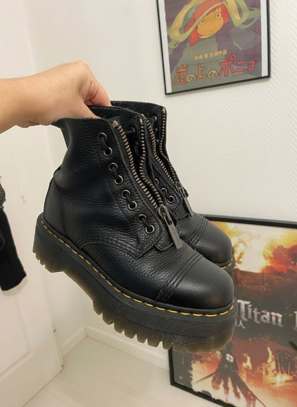 Dr. Martens Sinclair с ремешком