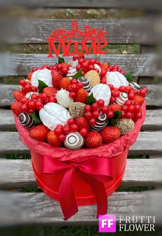 Клубника в шляпной коробке №3 в Ростове-на-Дону | FRUTTI FLOWER