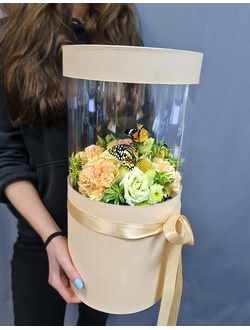 Букет с бабочками 108