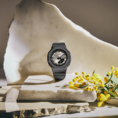 Часы Casio G-Shock GMA-P2126W-8A