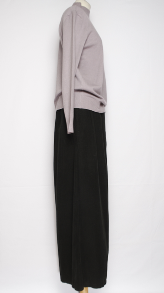 Брюки вельветовые"Палаццо защипы пояс" черные до 54