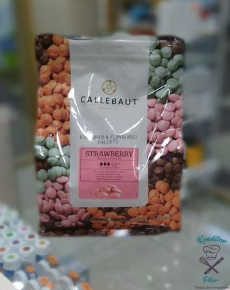 Шоколад розовый Strawberry со вкусом клубники CALLEBAUT, 200 гр