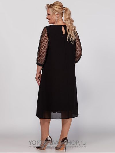 Женское платье А-силуэта в черном цвете