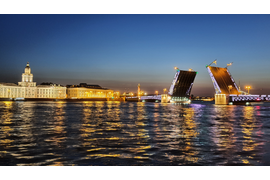 Развод мостов над Невой на катере, теплоходе, яхте