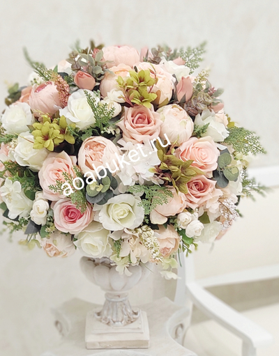 Прекрасное сочетание цветов цветочной композиции Эферия великолепная № КВВ009/Купить на АОАБУКЕТ