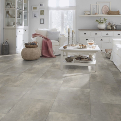 Виниловый пол Wineo 600 stone XL CamdenFactory RLC202W6 в интерьере гостиной