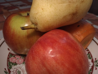 Свежевыжатый микс 100% из яблока груши и моркови с доставкой на дом в Москве | ферма СытникЪ