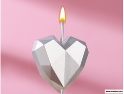 Свеча на шпажке "Сердце" грани 9 х 4,2 см МИКС